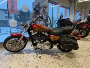XL1200C-rot-1